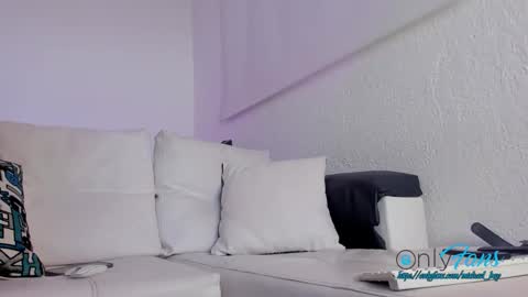 Michael Boy online show from March 21, 8:01 pm