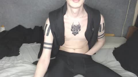 Michael online show from February 18, 5:25 am