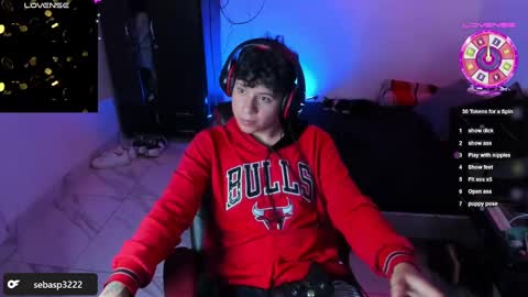 Snapshot of michael_kendall0 chatting on January 28, 12:36 am michael independent model  online show from January 28, 12:36 am