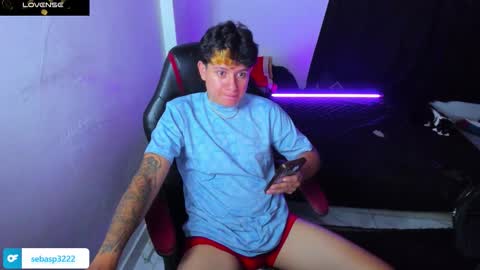 Snapshot of michael_kendall0 chatting on October 9, 1:36 am michael independent model  online show from October 9, 1:36 am