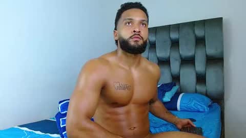 Snapshot of michael_maximo chatting on February 7, 8:07 am maximo online show from February 7, 8:07 am