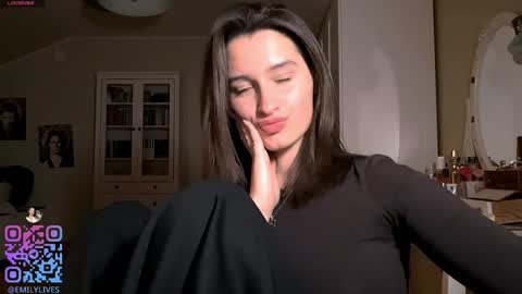 Emily online show from March 23, 4:11 pm