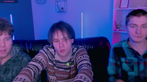 Snapshot of michael_strong_ chatting on February 8, 9:45 am Your Michael online show from February 8, 9:45 am