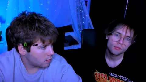 Snapshot of michael_strong_ chatting on February 10, 9:46 am Your Michael online show from February 10, 9:46 am