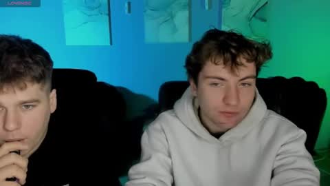 Snapshot of michael_strong_ chatting on February 18, 9:49 am Your Michael online show from February 18, 9:49 am