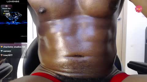 michael_thomsom online show from February 26, 9:48 pm