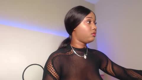 Snapshot of michaelacox chatting on February 7, 2:54 pm Michel online show from February 7, 2:54 pm