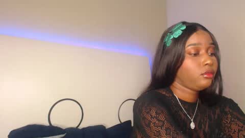 Snapshot of michaelacox chatting on February 20, 3:34 pm Michel online show from February 20, 3:34 pm