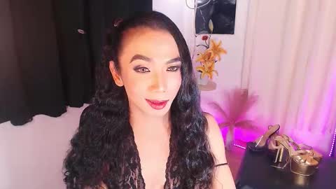 Snapshot of michaelagoddess chatting on October 3, 6:38 pm michaelagoddess online show from October 3, 6:38 pm