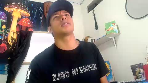 Snapshot of michaelstones chatting on June 22, 3:20 pm michaelstones online show from June 22, 3:20 pm
