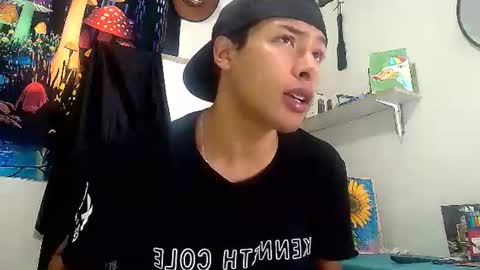 Snapshot of michaelstones chatting on July 9, 10:14 pm michaelstones online show from July 9, 10:14 pm