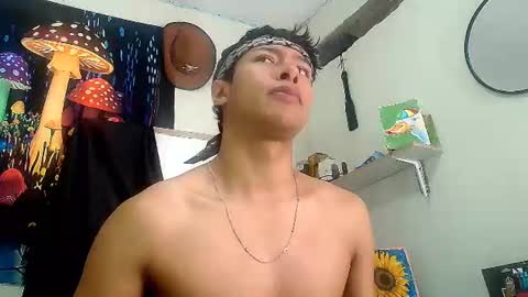 Snapshot of michaelstones chatting on July 14, 4:23 pm michaelstones online show from July 14, 4:23 pm