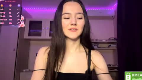 Snapshot of michalkandoll chatting on June 20, 2:53 pm Aidaxo online show from June 20, 2:53 pm