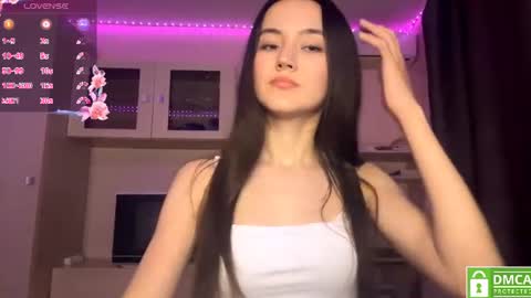 Snapshot of michalkandoll chatting on July 2, 2:34 pm Aidaxo online show from July 2, 2:34 pm