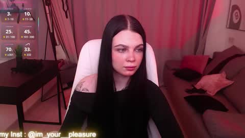 Snapshot of michela_fruet chatting on February 16, 1:02 am Kate online show from February 16, 1:02 am