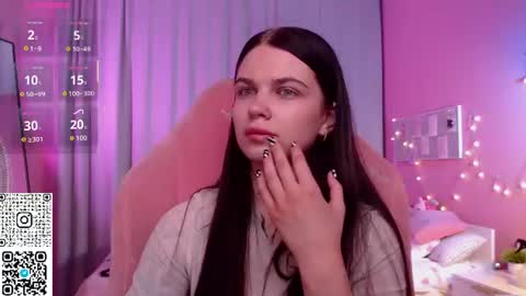 Snapshot of michela_fruet chatting on June 27, 1:10 am Kate online show from June 27, 1:10 am