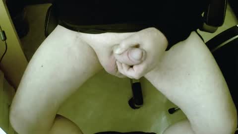 Snapshot of michelclaude chatting on December 12, 6:31 pm michelclaude online show from December 12, 6:31 pm