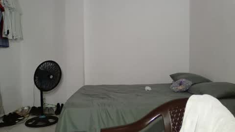 MichelandDavid online show from November 20, 9:03 pm