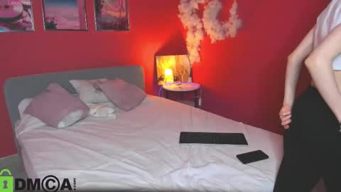 michele_mack online show from September 23, 2:36 am