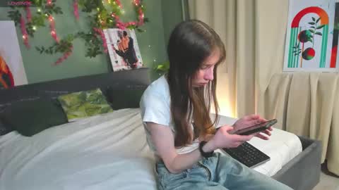 michele_mack online show from January 15, 2:38 am