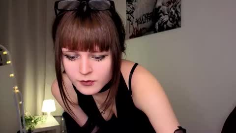 Michele online show from February 28, 1:45 pm