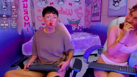 Snapshot of michell__petit_ chatting on September 15, 12:32 am michell__petit_ online show from September 15, 12:32 am