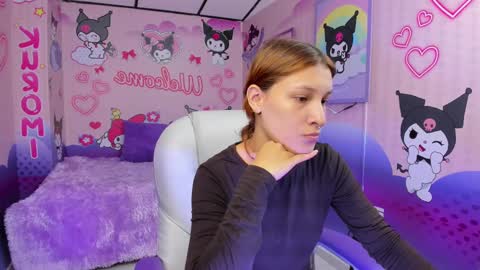 Snapshot of michell__petit_ chatting on October 14, 11:55 am michell__petit_ online show from October 14, 11:55 am