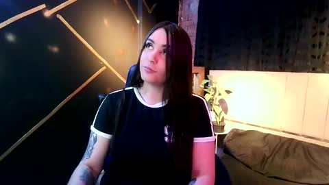 Snapshot of michell_h chatting on May 7, 5:35 am Nani online show from May 7, 5:35 am