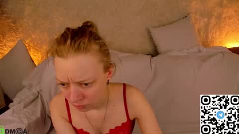 michelle_blond online show from March 17, 7:12 am