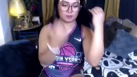 Michelle online show from April 4, 5:27 am