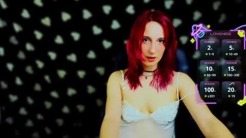 Snapshot of michelleevie chatting on May 11, 11:13 pm Agatha online show from May 11, 11:13 pm