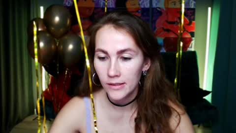 Snapshot of michelleortis chatting on December 20, 2:27 pm MichelleOrtis online show from December 20, 2:27 pm