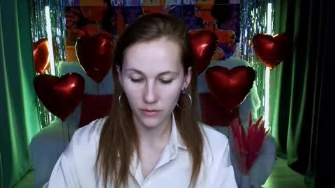 Snapshot of michelleortis chatting on February 18, 6:58 pm MichelleOrtis online show from February 18, 6:58 pm