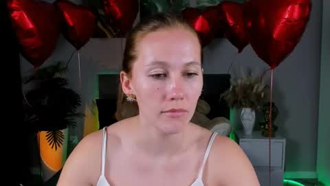 Snapshot of michelleortis chatting on March 1, 2:23 pm MichelleOrtis online show from March 1, 2:23 pm
