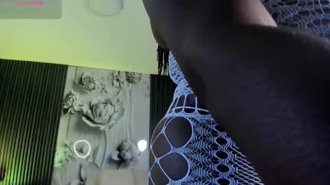 michellepreston_ online show from March 20, 12:10 pm