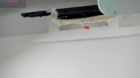 michellepreston_ online show from March 25, 12:11 pm