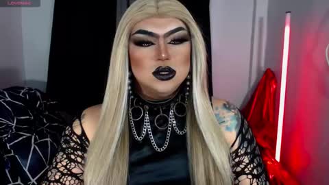 Michelle online show from November 25, 5:57 pm