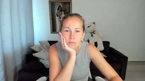 Michelle online show from August 8, 4:14 am