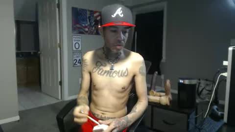 Snapshot of michigan9000 chatting on February 3, 3:37 am michigan9000 online show from February 3, 3:37 am