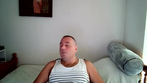 Snapshot of micic3 chatting on July 4, 11:44 pm micic3 online show from July 4, 11:44 pm