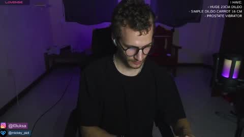 Mickey online show from January 6, 1:41 pm