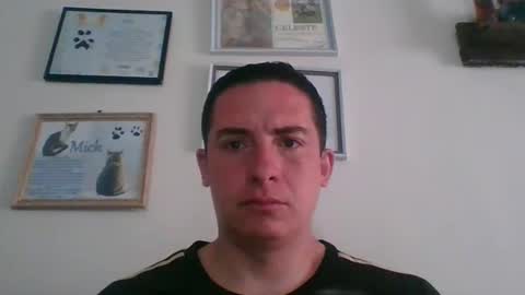 Snapshot of mickseb chatting on March 9, 1:48 pm mickseb online show from March 9, 1:48 pm