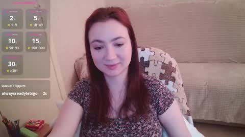 Snapshot of mickywood chatting on February 2, 8:13 am Micky online show from February 2, 8:13 am