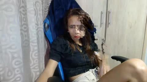 Snapshot of miculohot chatting on January 10, 10:57 pm vanesa sexy online show from January 10, 10:57 pm