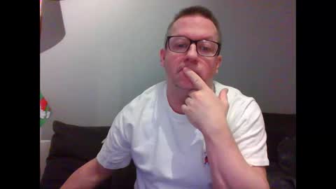 Snapshot of middleton2021 chatting on December 23, 7:28 am middleton2021 online show from December 23, 7:28 am