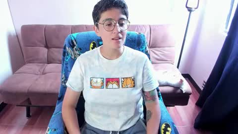 Blue online show from January 6, 3:27 pm