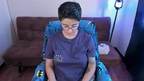 Blue online show from January 7, 3:36 pm