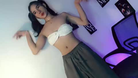 midnight_mystique18 online show from June 2, 1:57 pm