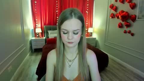 midnighteaura online show from February 21, 11:44 am