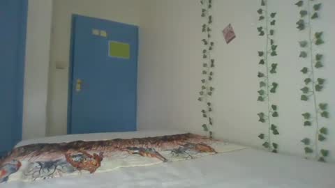 Naught Kelly online show from March 3, 10:43 am